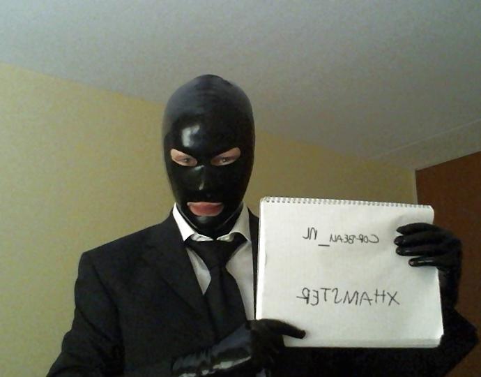 9P Getting dressed in latex gloves and mask