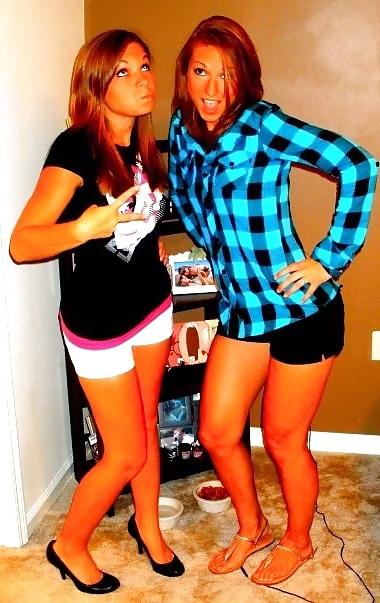 15P Cute girls with nice tits and ass facebook pics