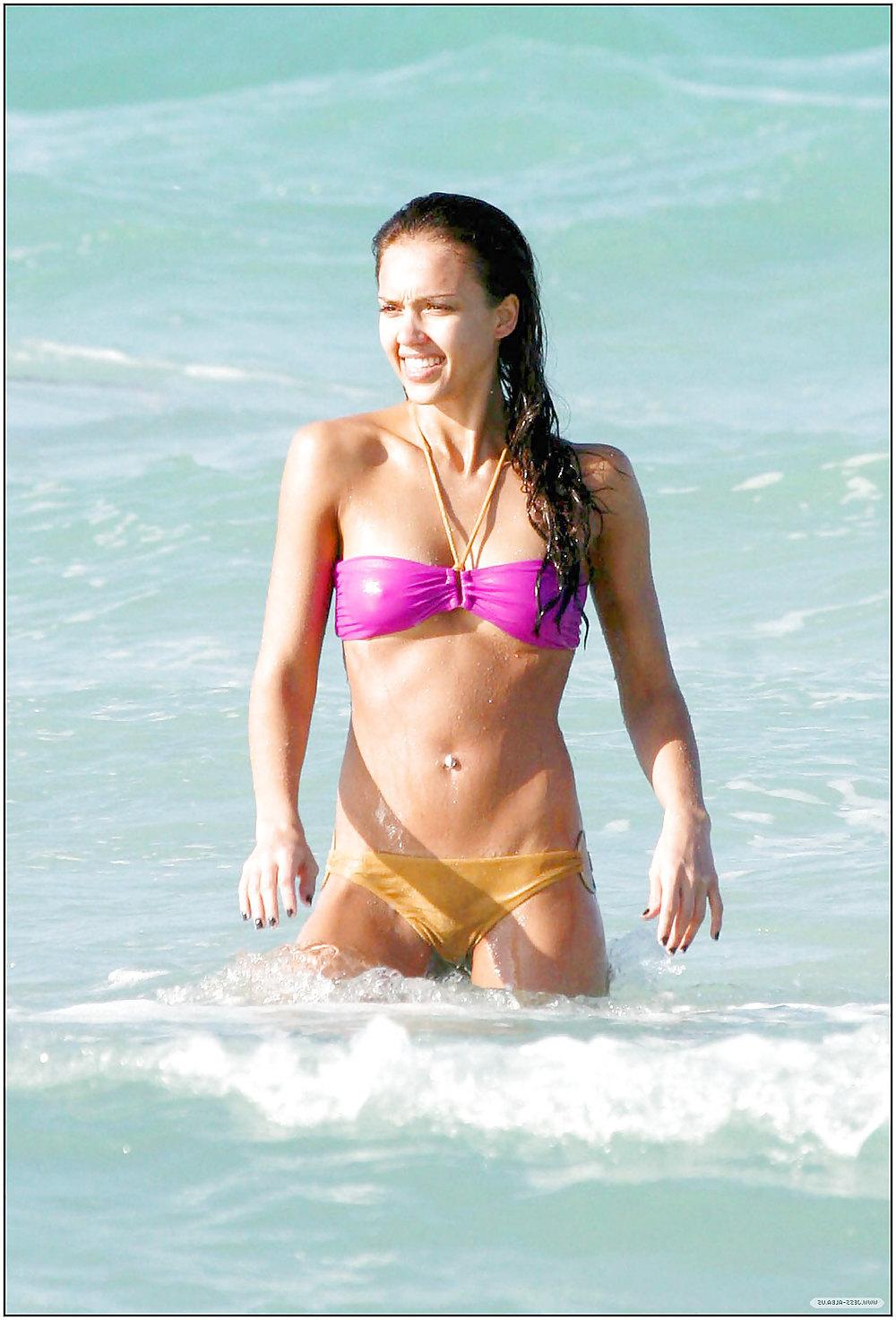 20P Female celebs - Classics - The past triggers the future..