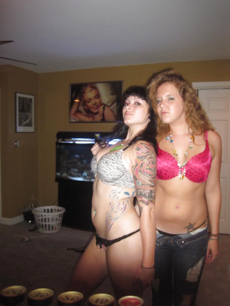 25P Hot tattoed emo bitch and friends