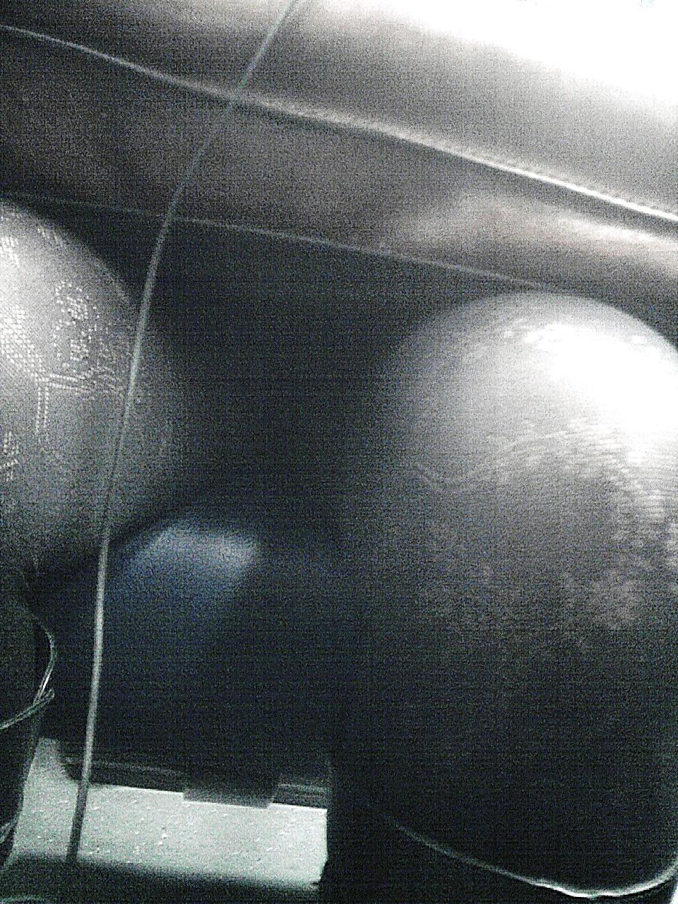 7P Sweet Stocking on train 