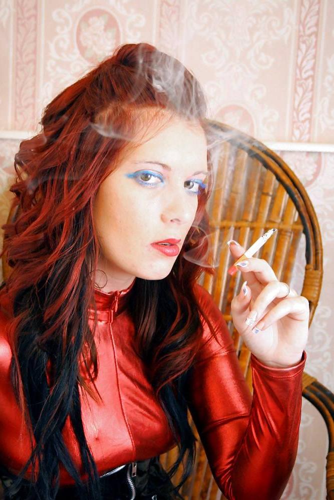 18P British Bitch, Anna the Slag