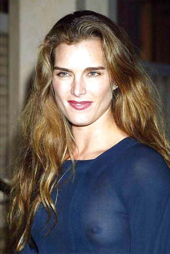 19P Female Celebs - Enjoy the past