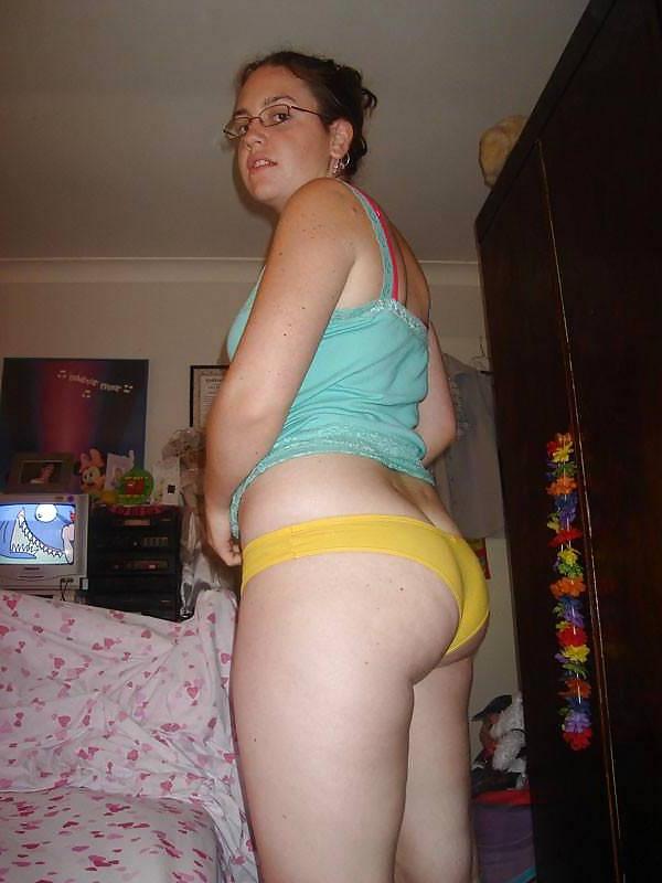 10P She thinks she is too chubby - N. C. 