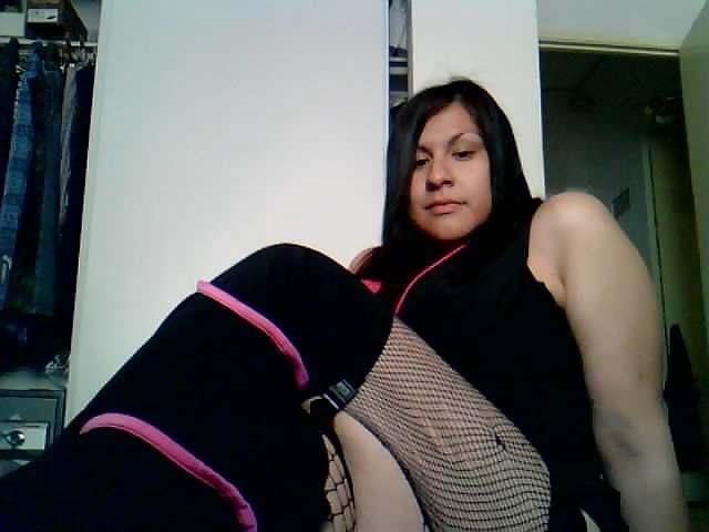 25P Chubby mexicana Nora selfpics 2