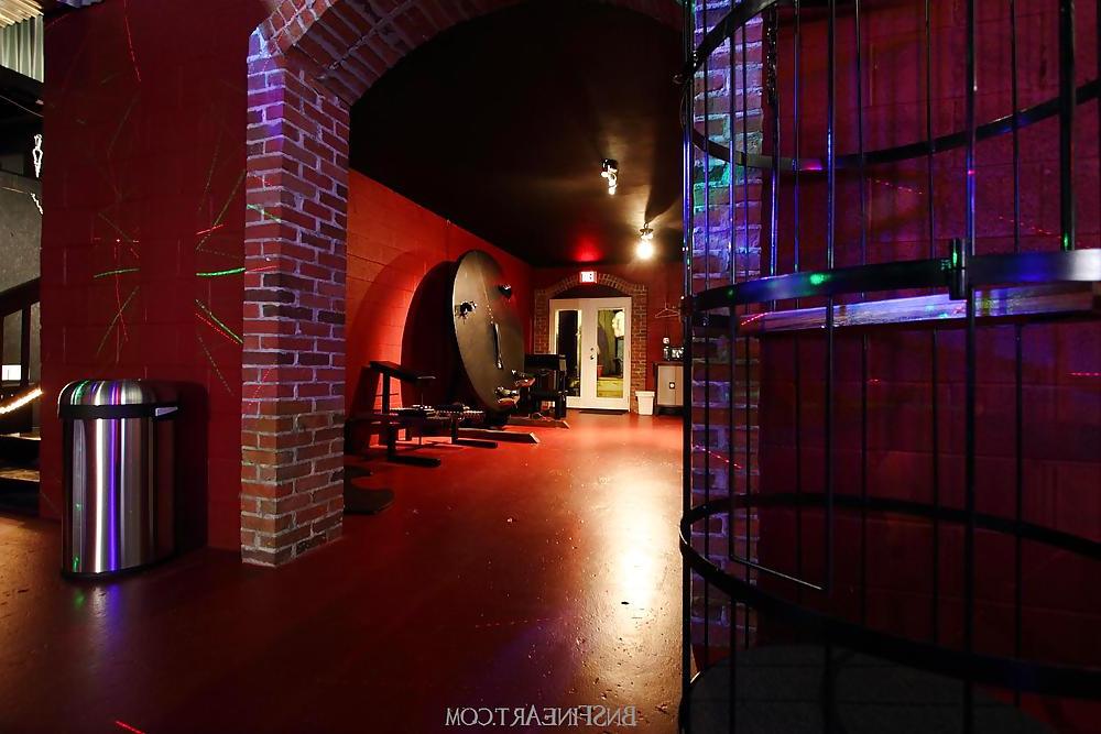 8P NEW YEARS EVE Adult Play Party THE LOFT LIFESTYLE CLUB 
