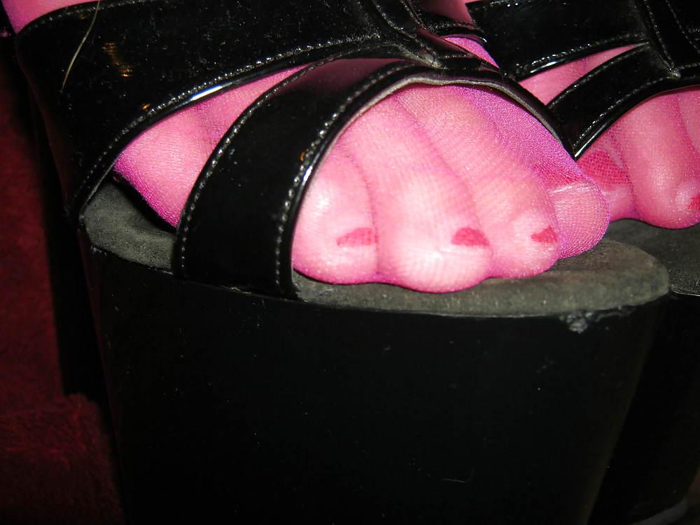 25P Stocking Toes in Heels