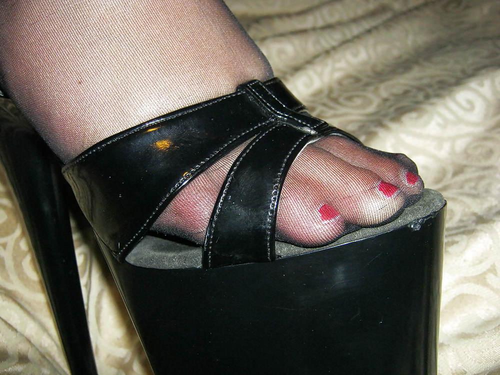 25P Stocking Toes in Heels