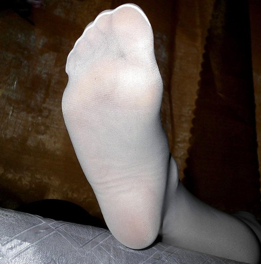25P Nylon feet 33