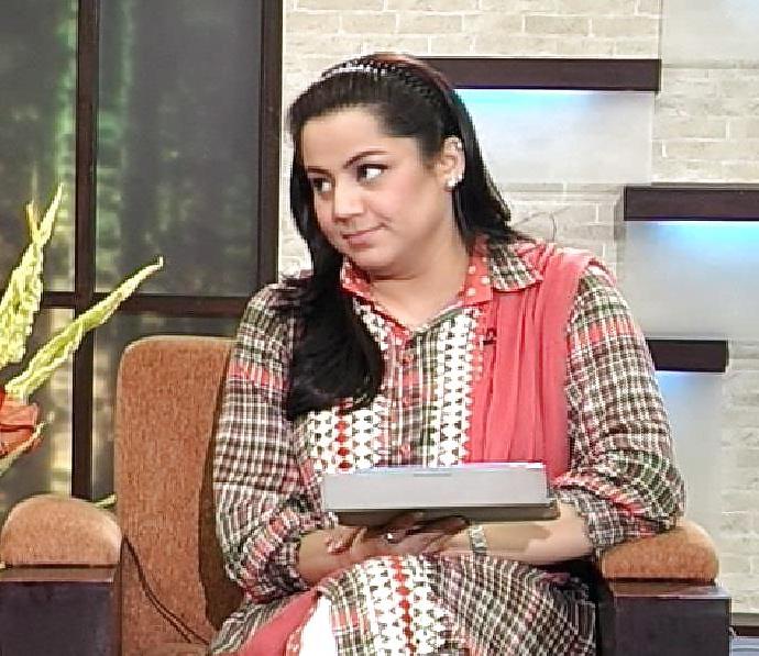 25P Pakistani Bitch NAZia Baig fantsy to hard fuck 