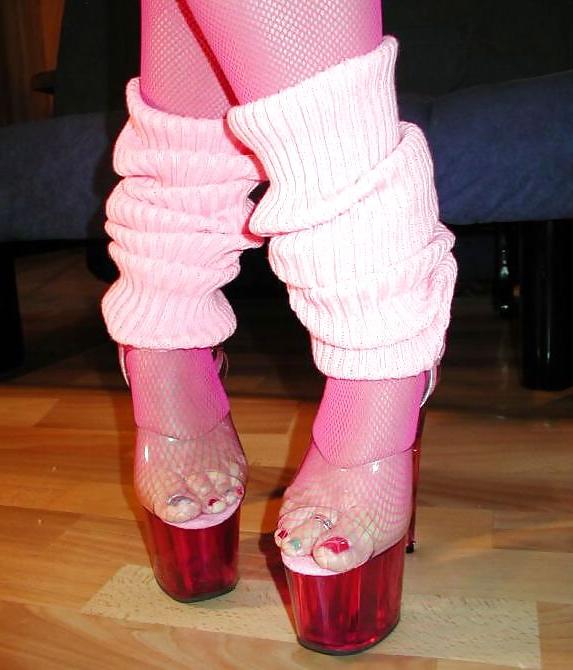 25P Feet model 4 (by tm)