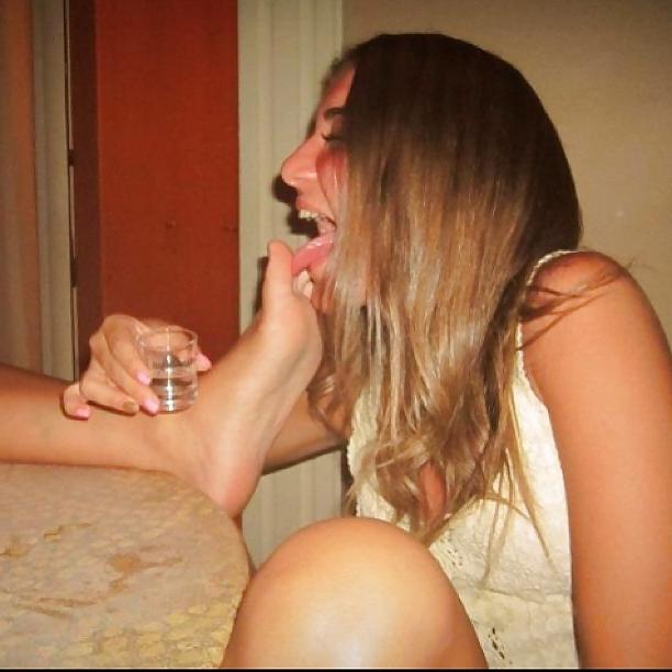 22P Teen and Cum Feet