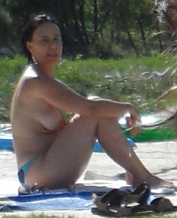 21P Topless vive les vacances