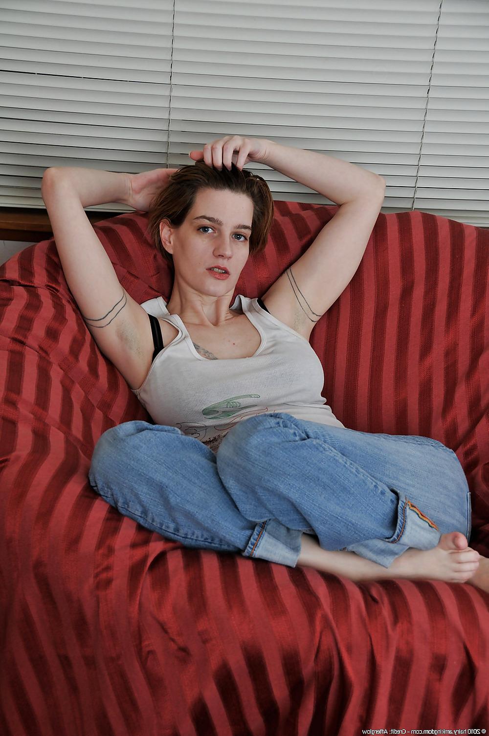 25P Hairy Zen - Sexy Feet II
