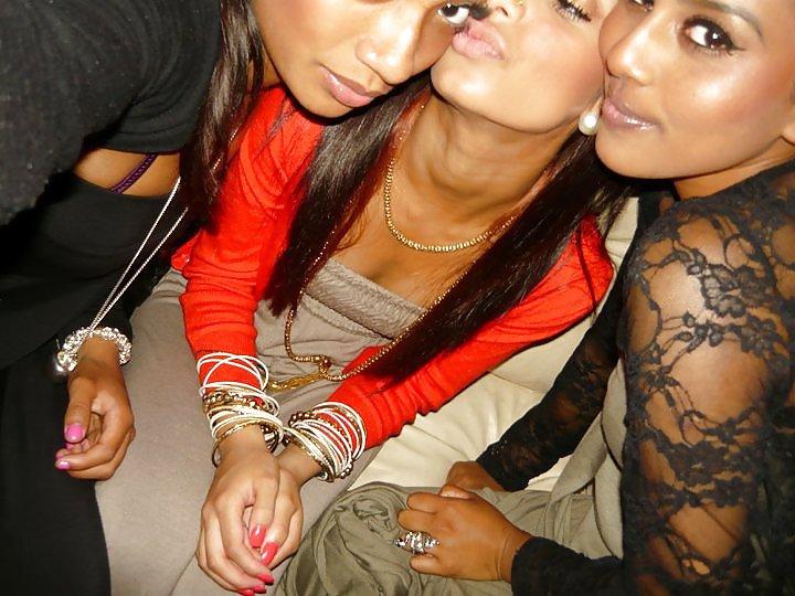 12P Paki bitch from london