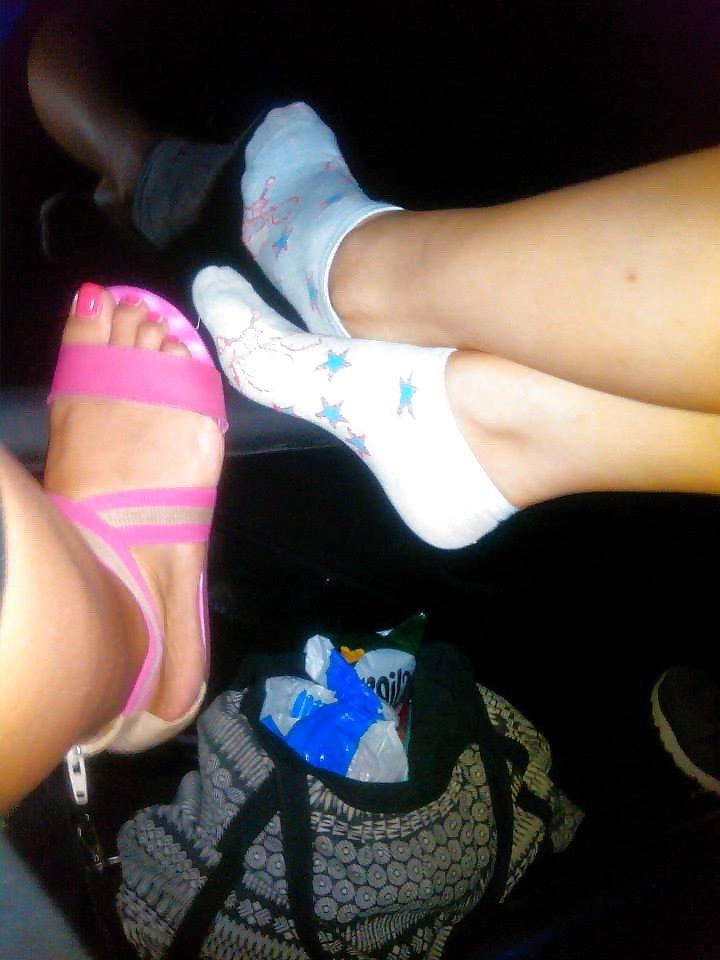 14P Serbian Girls Legs and Feet :)