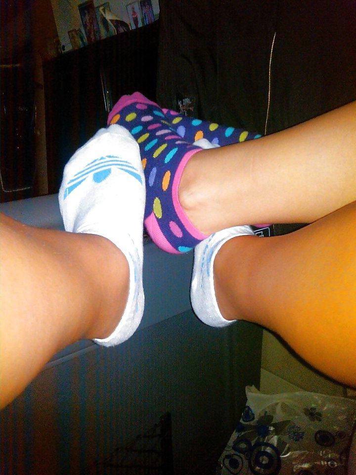 14P Serbian Girls Legs and Feet :)