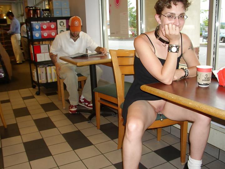 20P Just Flashing Pussy In Public 3 !