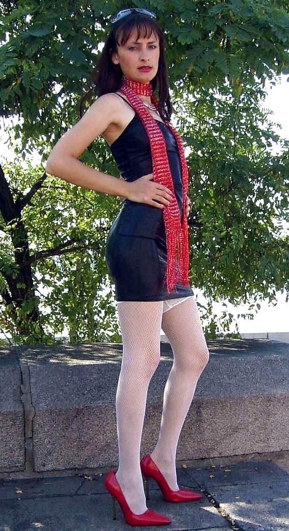 21P Real hot amateur whores - Young & Old... 1