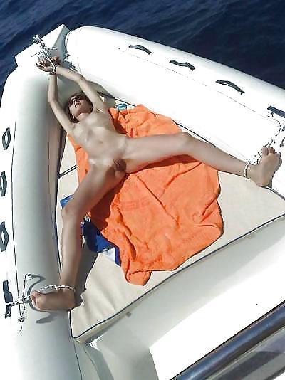 18P Wide and Open in Public -130-