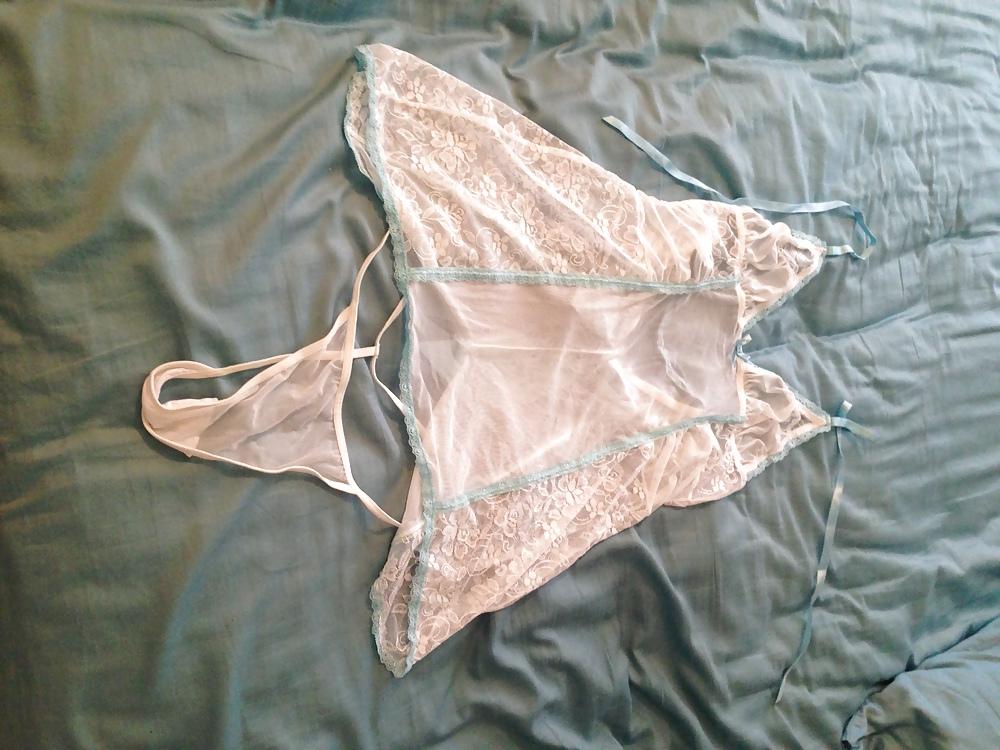 8P Wife's Collection of Toys and Lingerie