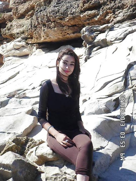 17P Look...this is the most amazing bitch from tunisia :p