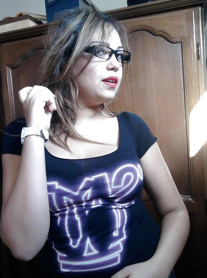 17P Look...this is the most amazing bitch from tunisia :p