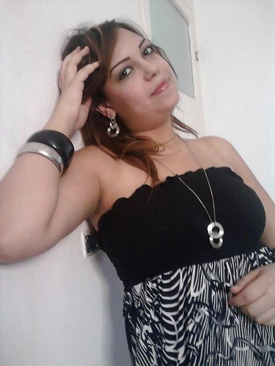 17P Look...this is the most amazing bitch from tunisia :p