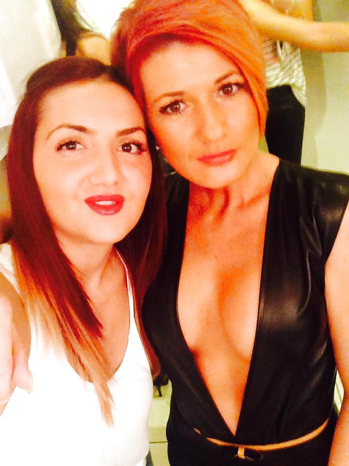 25P New short hair bitch