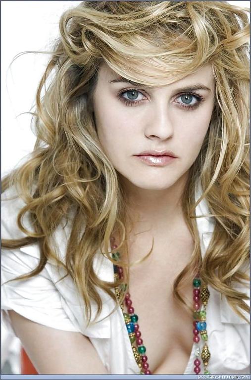 19P Female Celebs  - More classics to wank to...