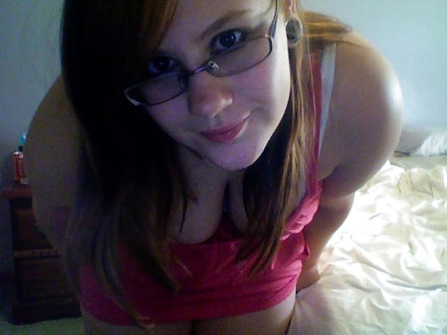 25P Chubby With Glasses