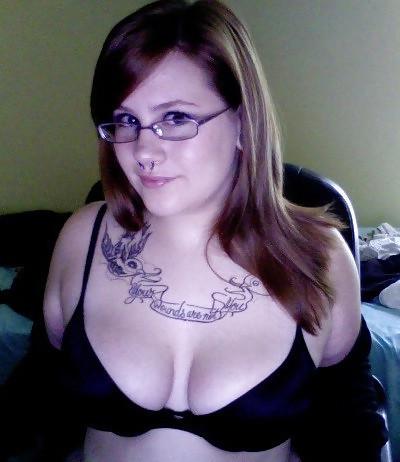 25P Chubby With Glasses
