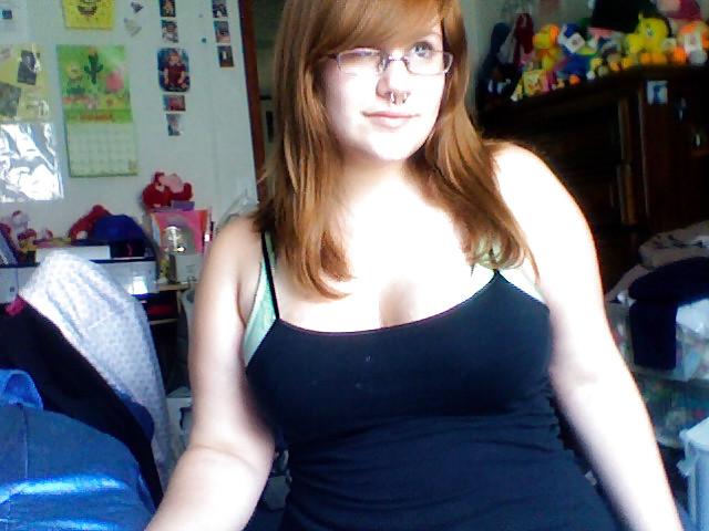 25P Chubby With Glasses