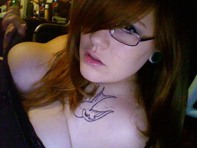 25P Chubby With Glasses
