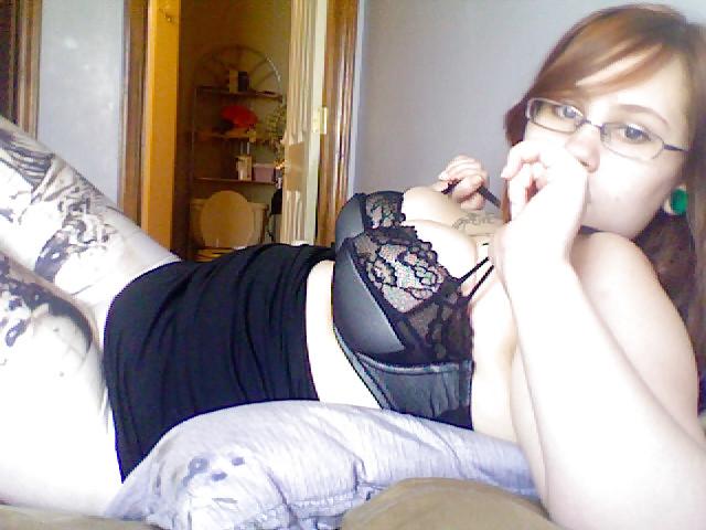 25P Chubby With Glasses