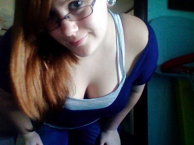 25P Chubby With Glasses