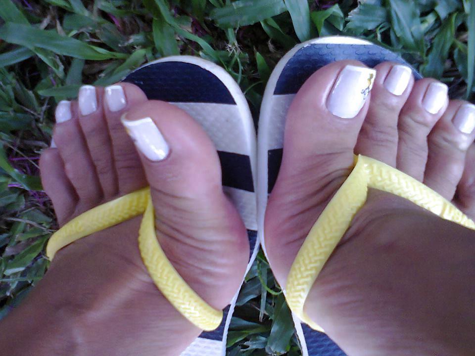 22P Havaianas Flip Flop Feet