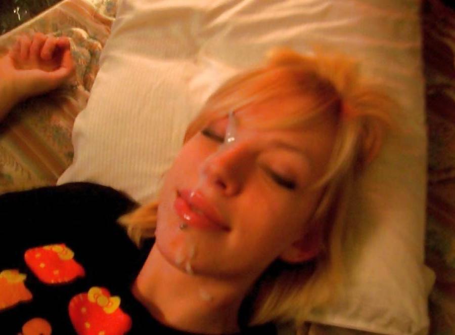 14P Punk Slut