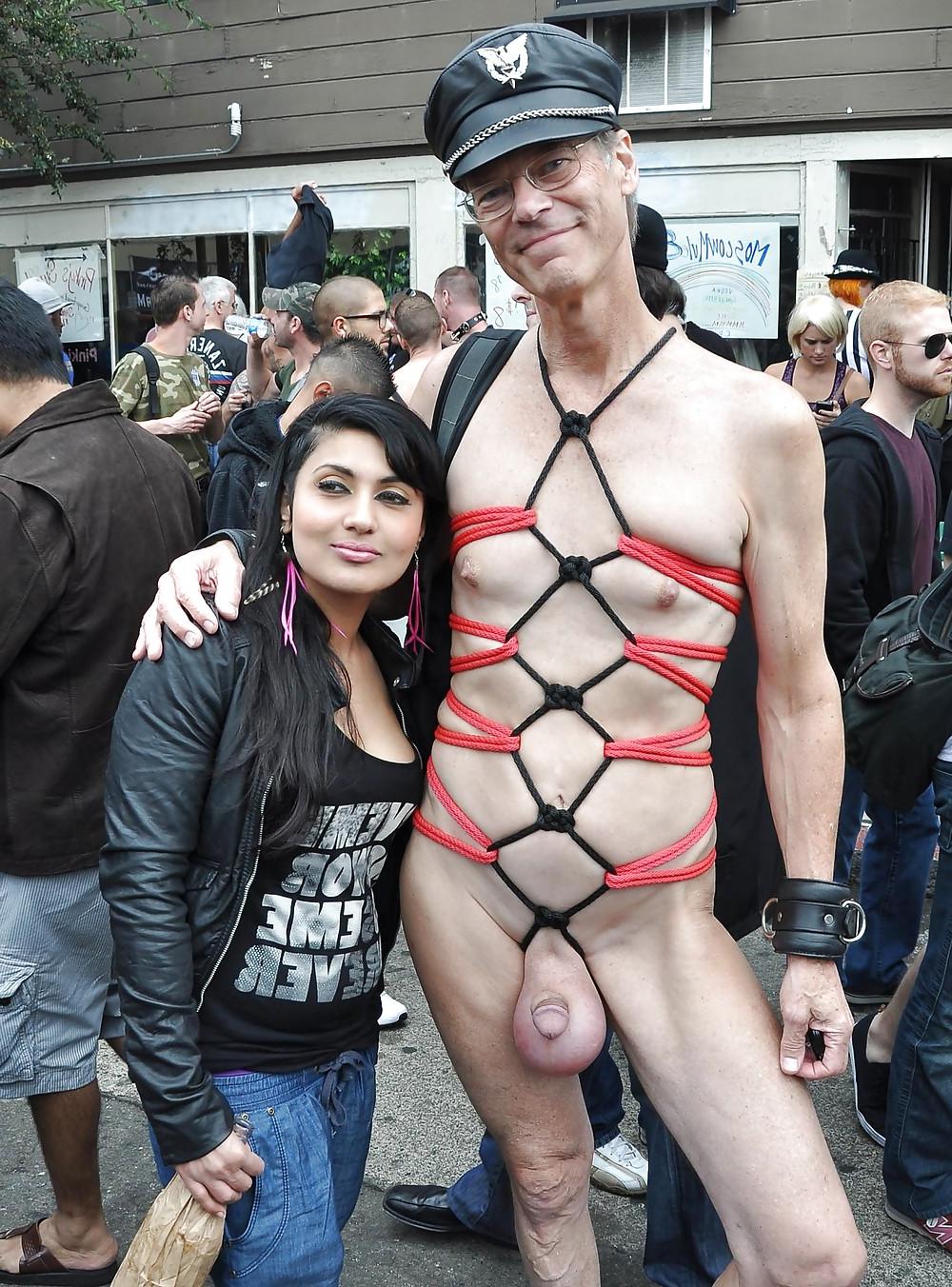 16P Weird amd funny CFNM in public