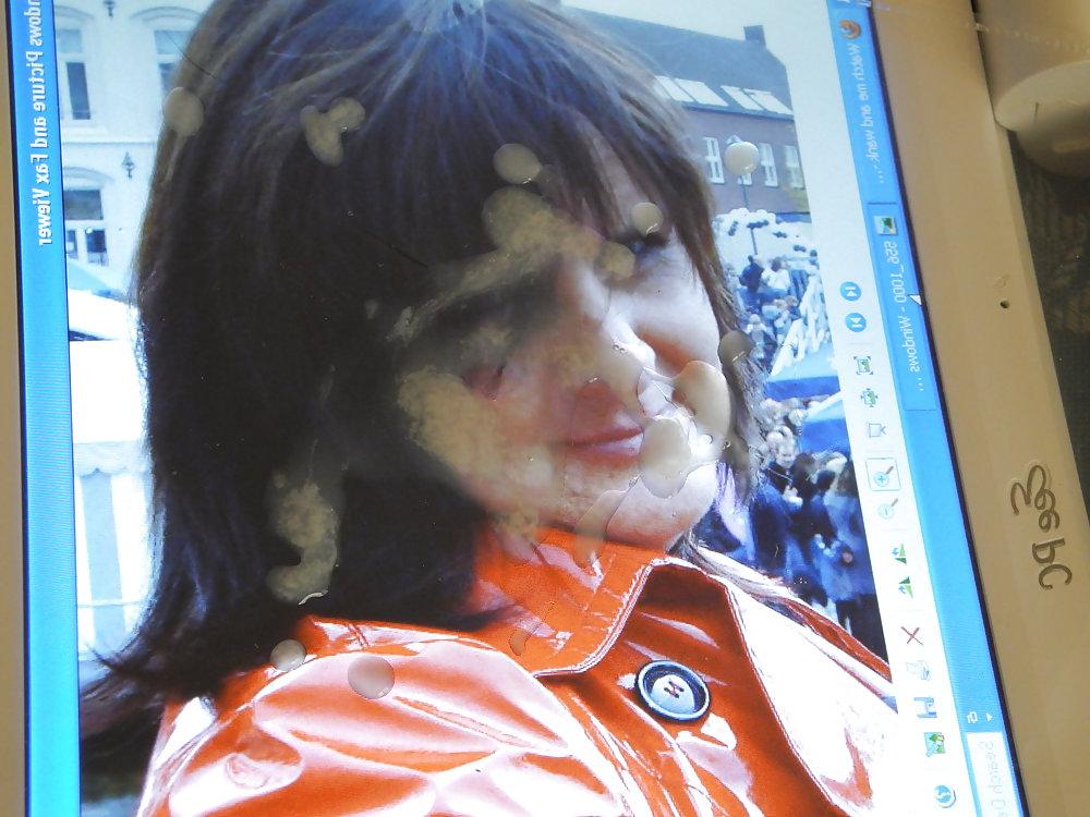 4P Pvc petra Gets Facial