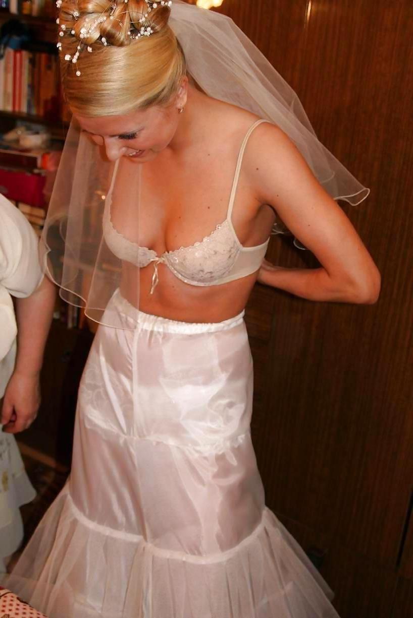 15P Here Cums the Bride 08
