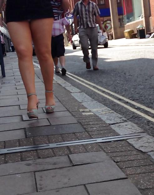 9P Chubby Mini Skirt in public