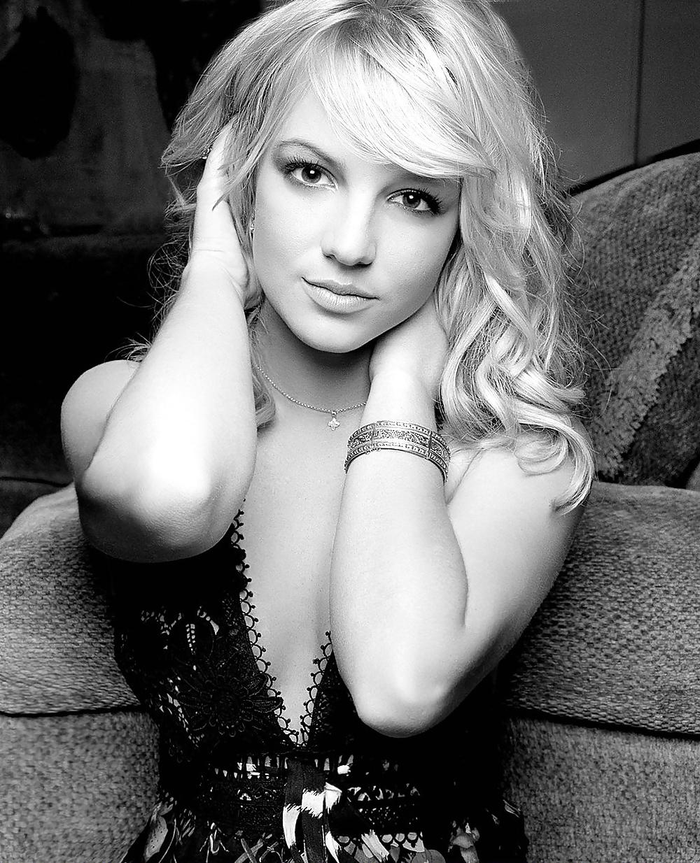 19P Britney Bitch Spears
