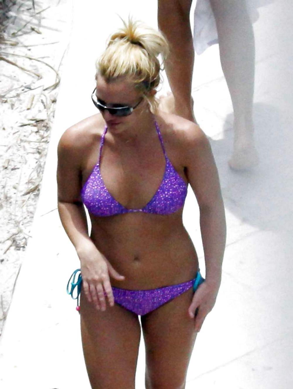 19P Britney Bitch Spears