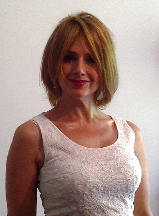 25P REAL MATURE & MILF LADIES & SLUTS
