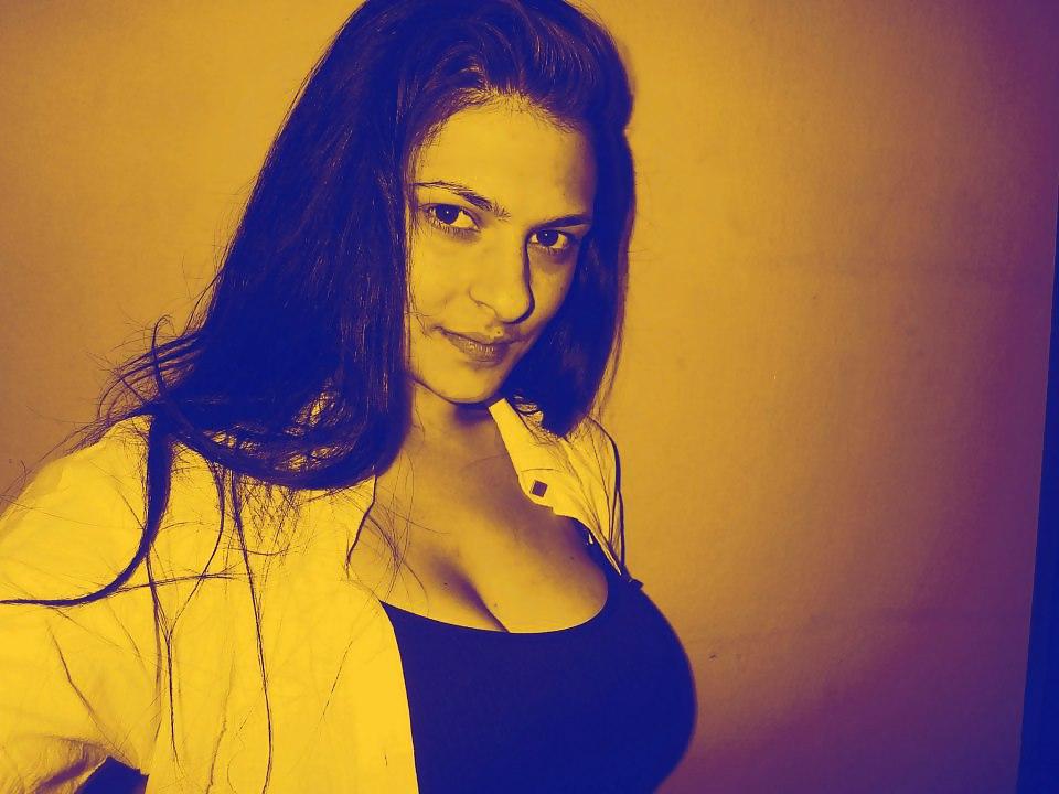 25P REAL MATURE & MILF LADIES & SLUTS