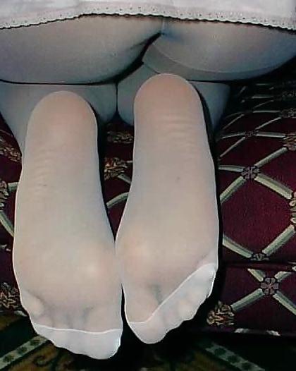 25P Nylon feet 37