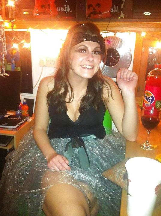11P Sexy Sweet Kinky Shaggable Slut Sarah UK