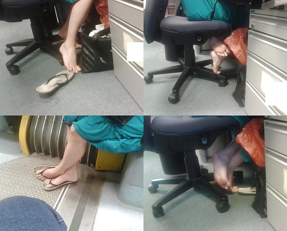 25P Candid Feet - Pix taken by me