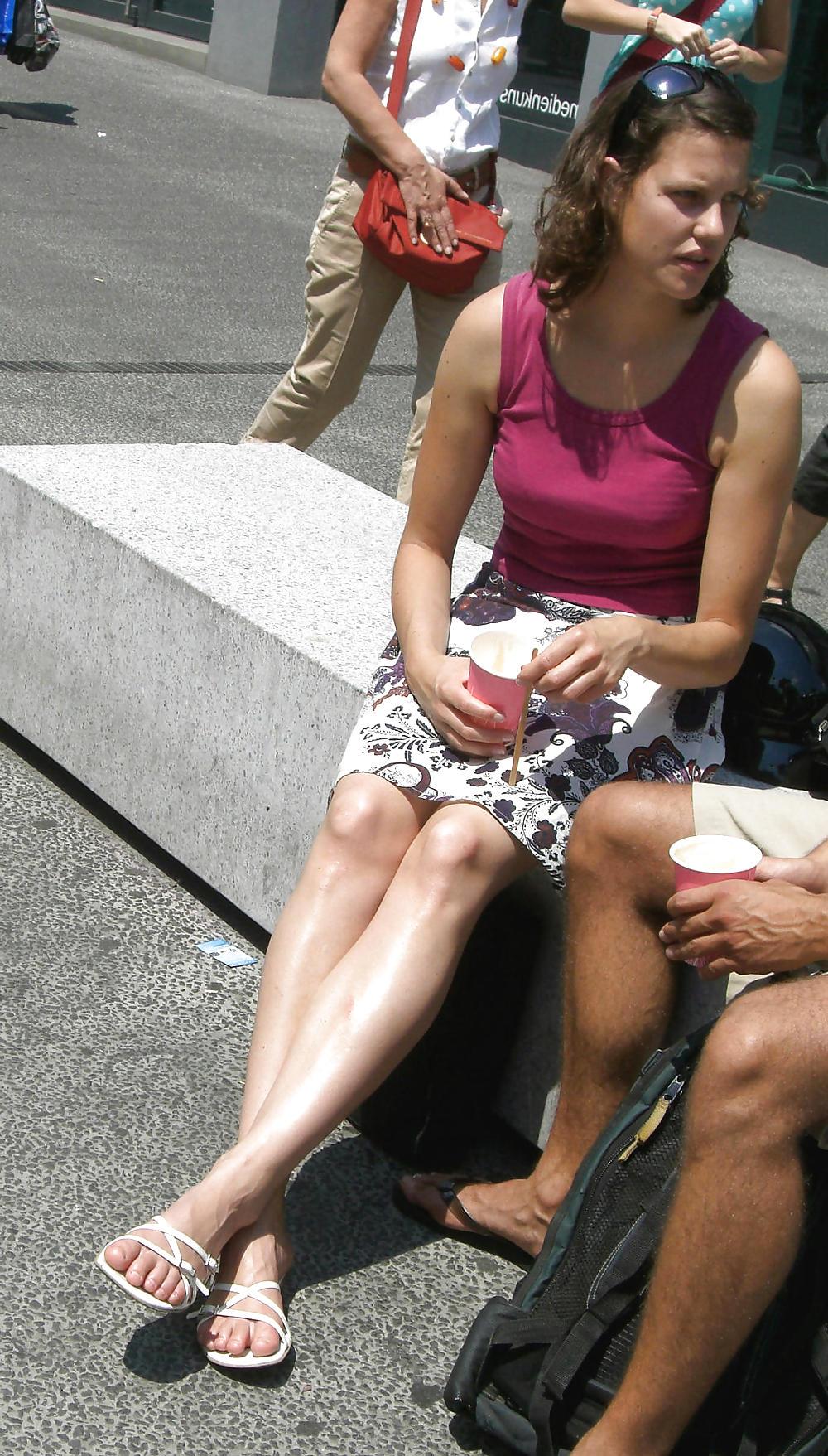 25P Candid Feet - Pix taken by me